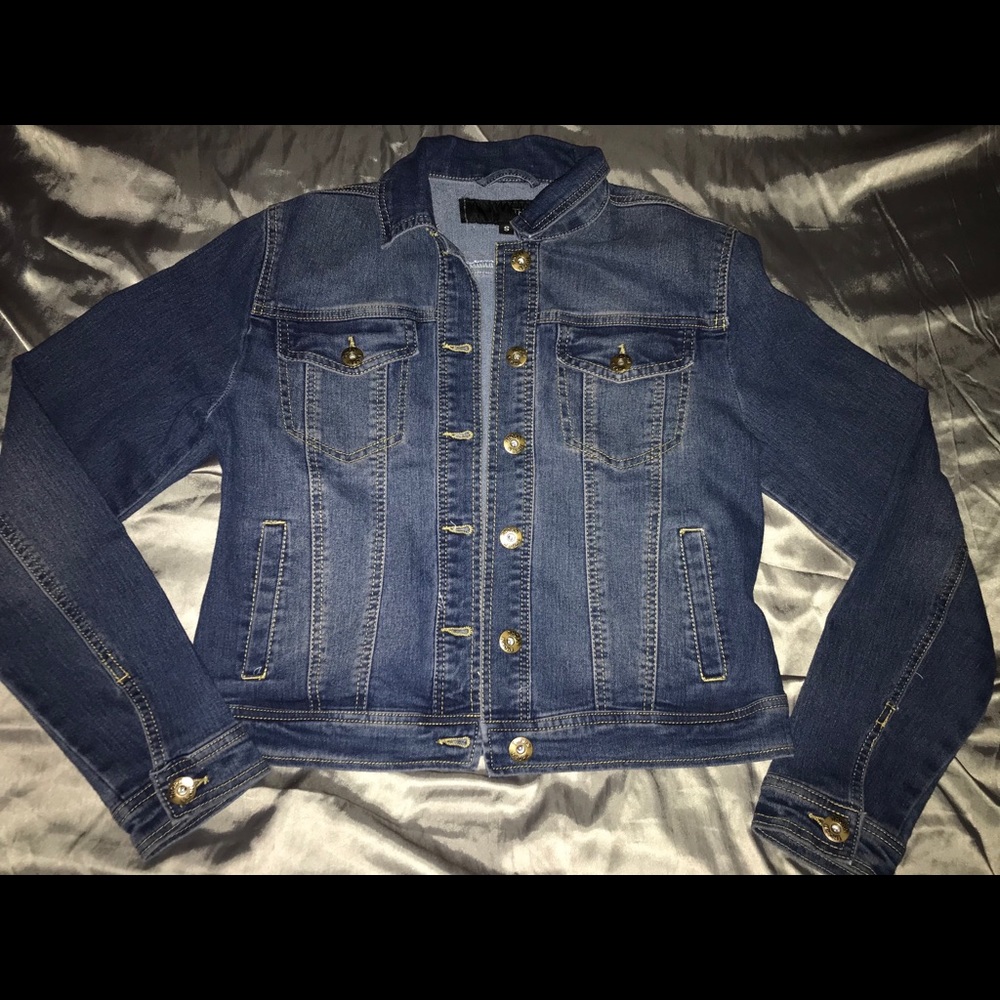 small sized jean jacket